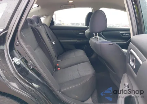 2018 Nissan Altima 2.5 Sv z USA, uszkodzony, nr VIN 1N4AL3AP9JC269077